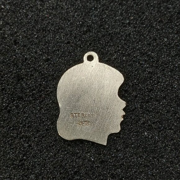 Vintage Sterling Silver Girl Silhouette Pendant Charm ¾" 1.7g .925 - Picture 8 of 9